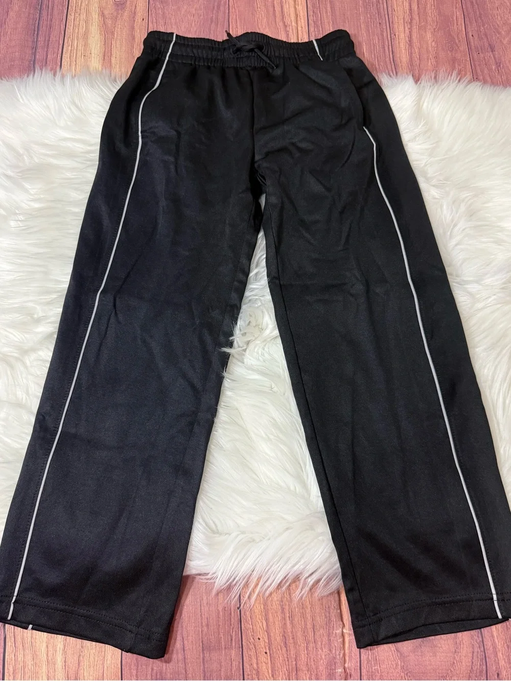Old Navy Active Black Athletic Pants - Boys Size M (8)